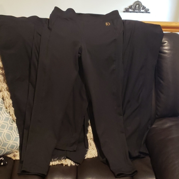 Sold - Picture 2 of 8